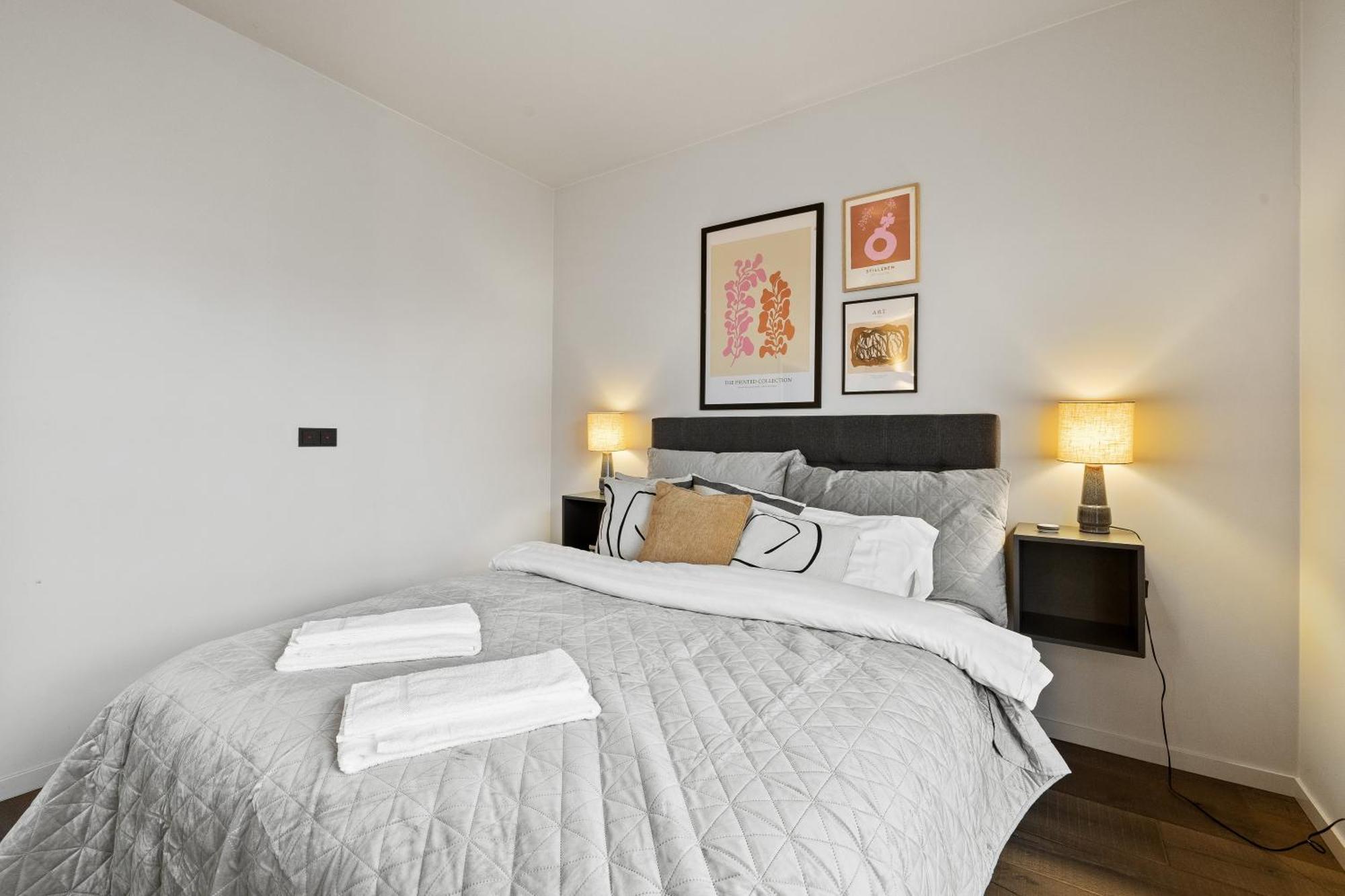 Apartment Vibrant Hafnatorg I Spacious With Expansive Garage Reykjavik