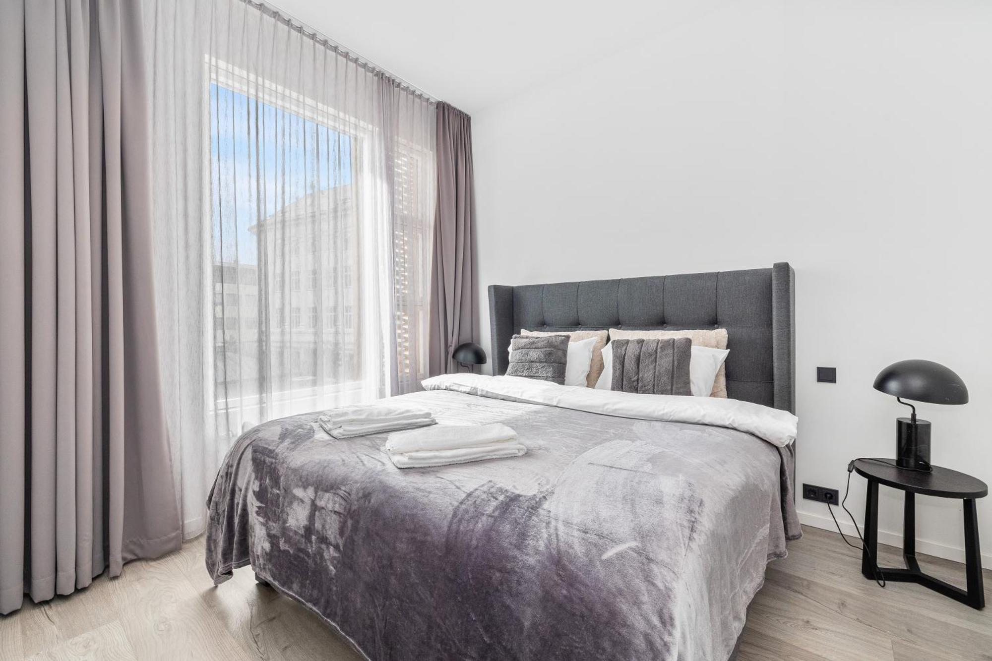 Apartment Vibrant Hafnatorg I Spacious With Expansive Garage Reykjavik